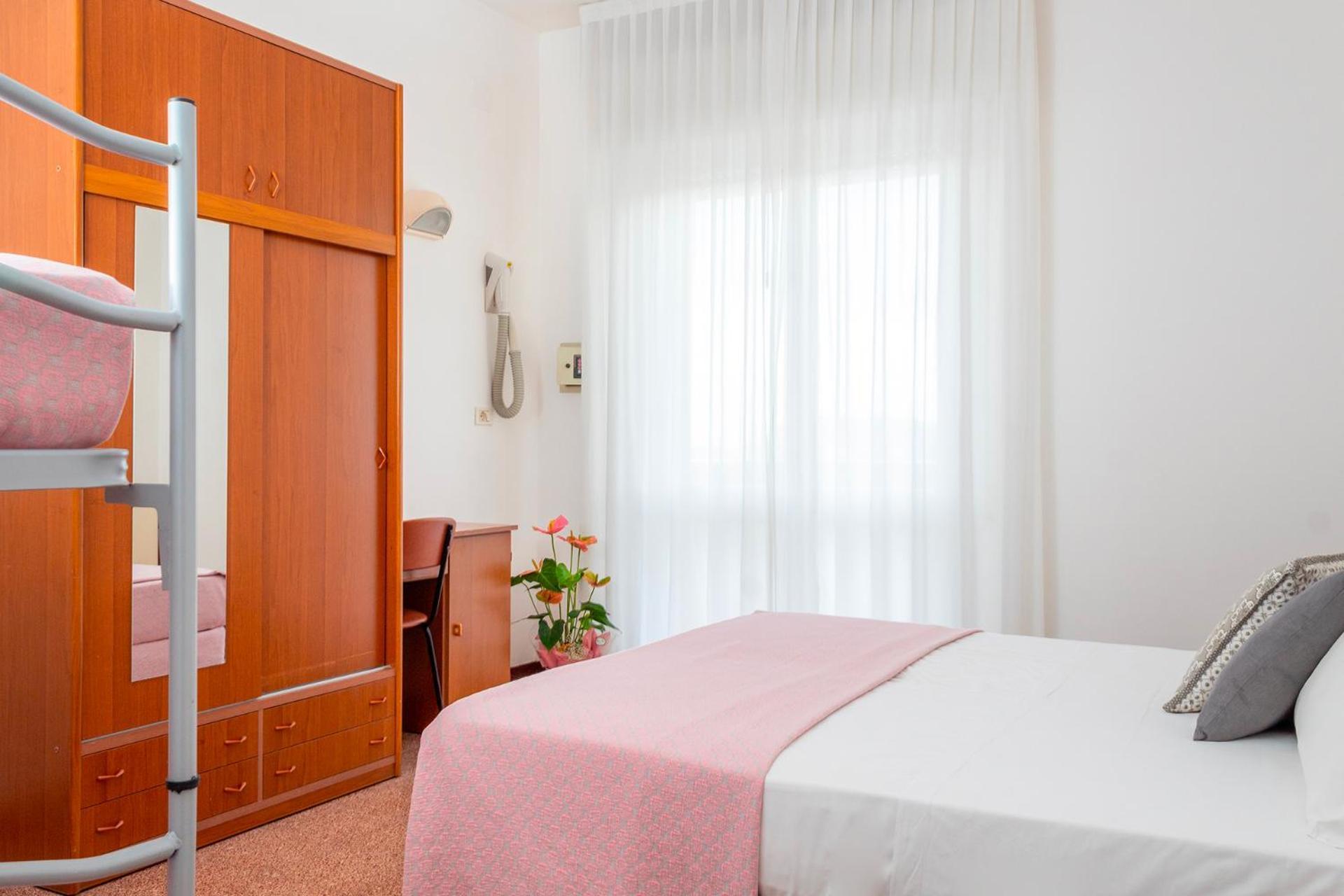 Mon Hotel Misano Adriatico Esterno foto
